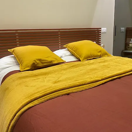 Queen In Centro A - Comfort, Privacy & Free Parking Modena